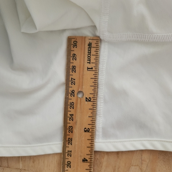 Lululemon Tracker Short - Picture 12 of 13